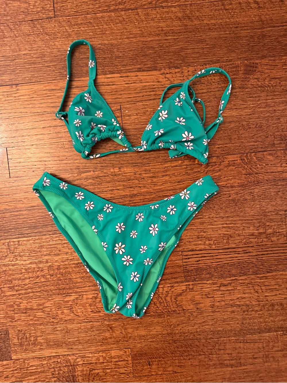 LA Heart by Pacsun green daisy bikini - medium
